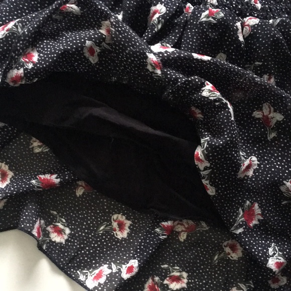 Mini dot (carin) skirt from NEO NOIR. - Picture 2 of 6